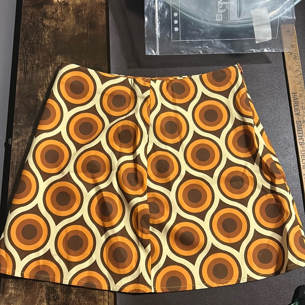 NWT Cider Retro Mod patterned skirt